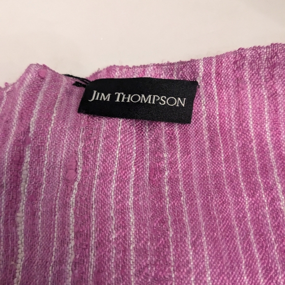 Gorgeous Jim Thompson 100%  Silk Shawl - NEW with tag - Picture 3 of 6